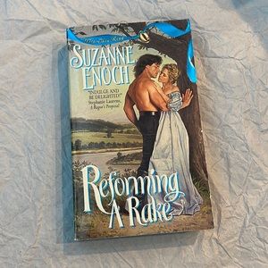 ⭐️5 for $15⭐️Reforming A Rake by Suzanne Enoch | Book
